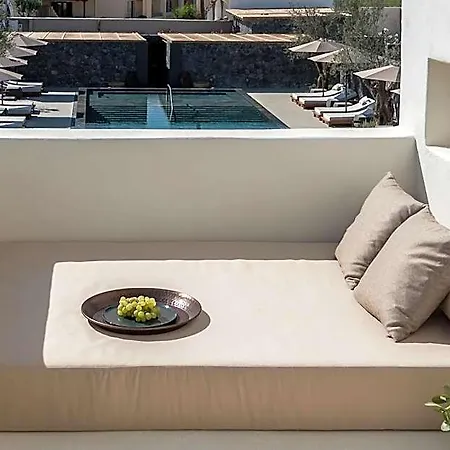 Istoria, A Member Of Design Hotell Perissa (Santorini)