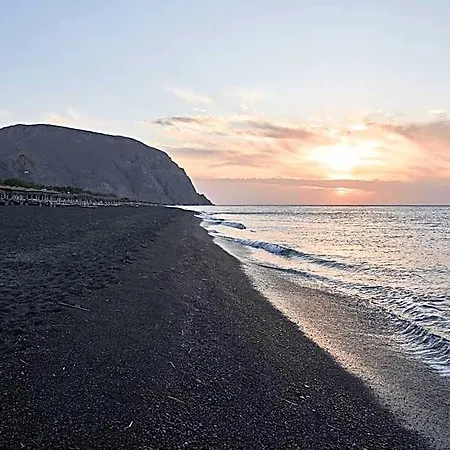 Hotell Istoria, A Member Of Design Perissa (Santorini)